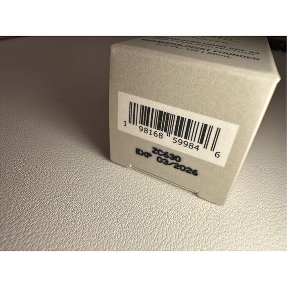 LIGHTSAVER Tinted - Activated Mineral Face Sunscreen Broad Spectrum - SPF 33 50m - Picture 7 of 8